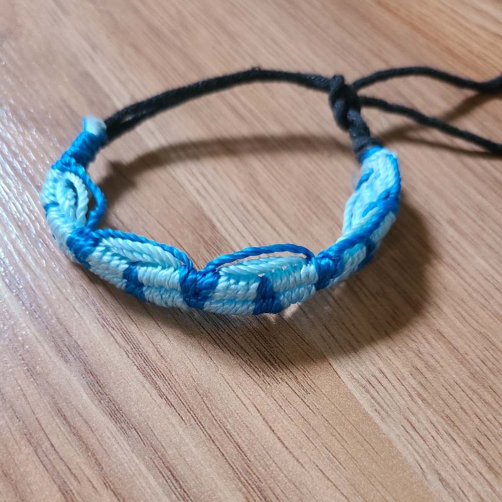 ‼️5/$10 Clearance‼️ Blue and Black Friendship Style Bracelet